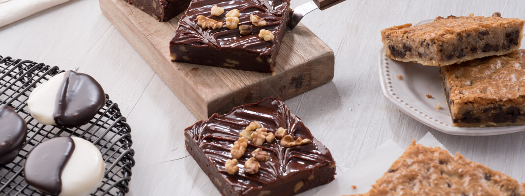 3 desserts: B&W cookies, brownies, and tollhouse squares